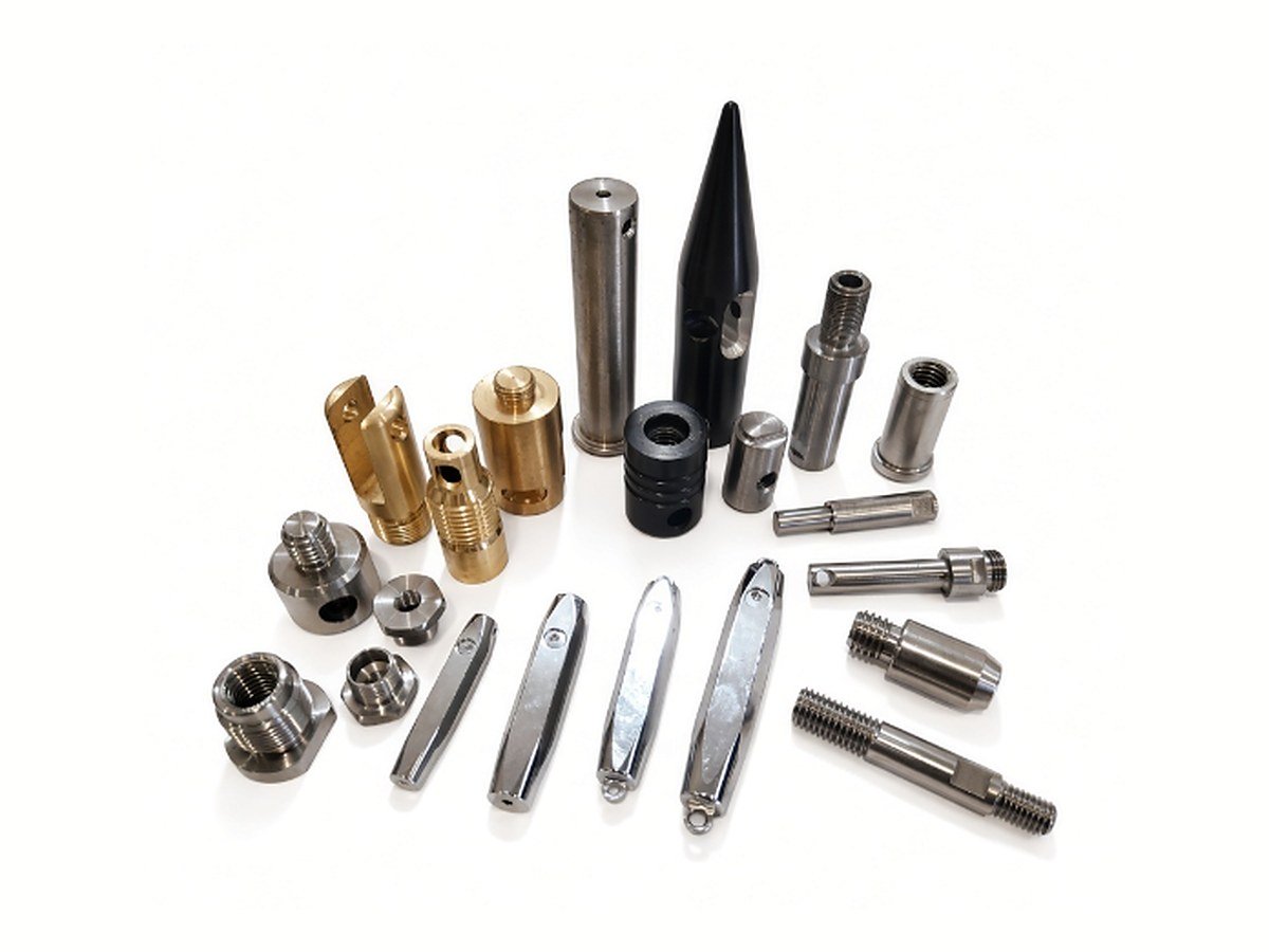 Mixed CNC turned parts in stainless steel, brass and black acetal